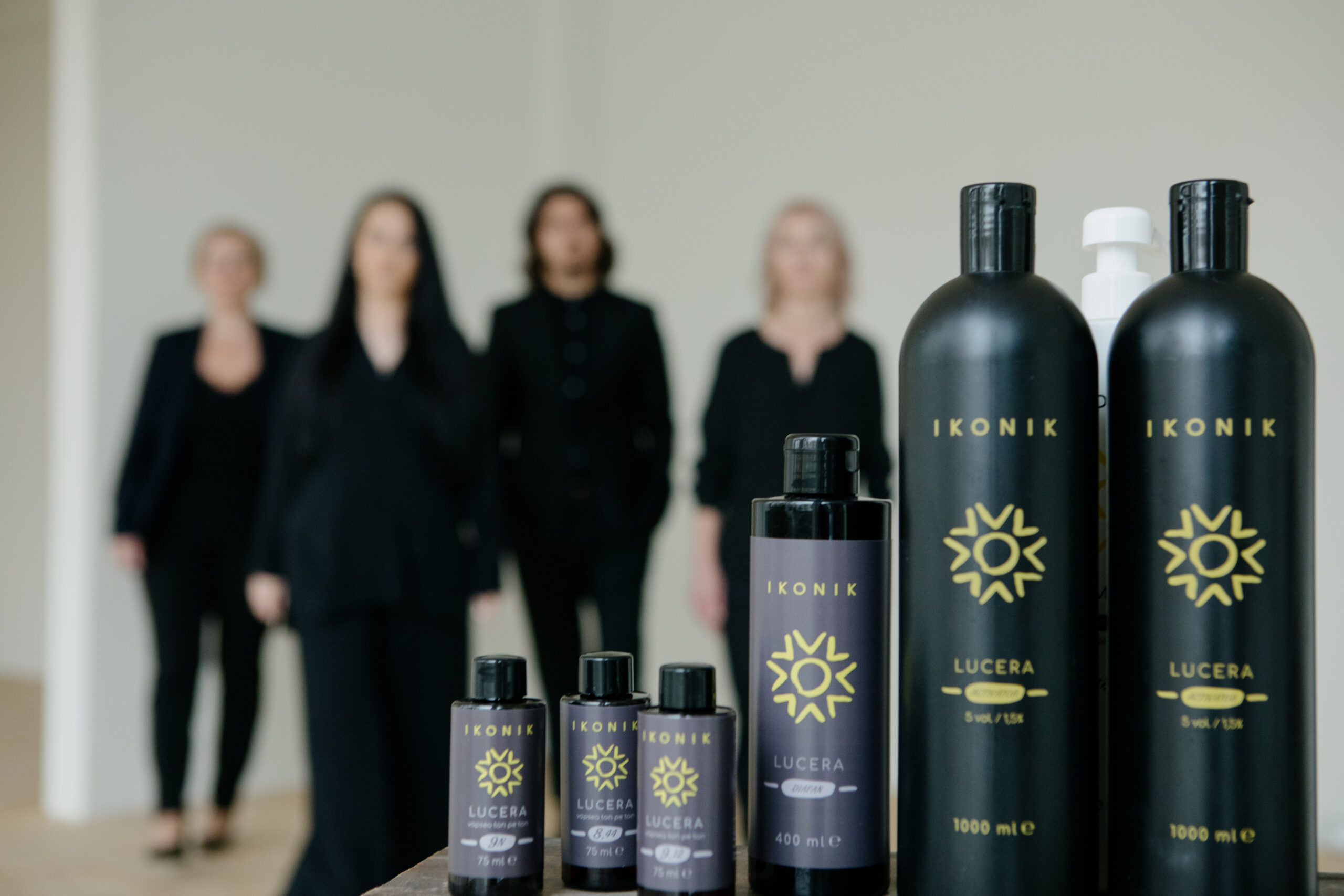 DEVINO SALON PARTENER IKONIK: LUCERA, SELBA